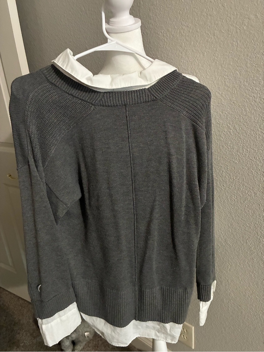 Vici Grey V-Neck Women's Sweater - Picture 7 of 8